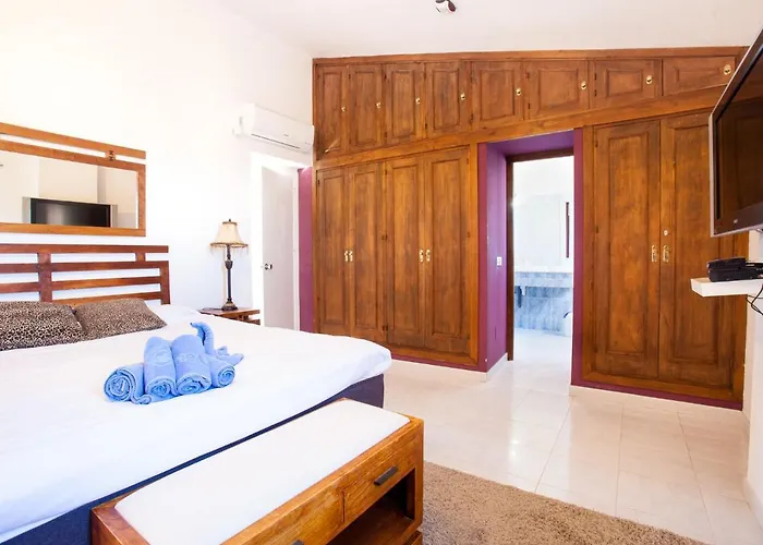 Granadillas By Interhome *